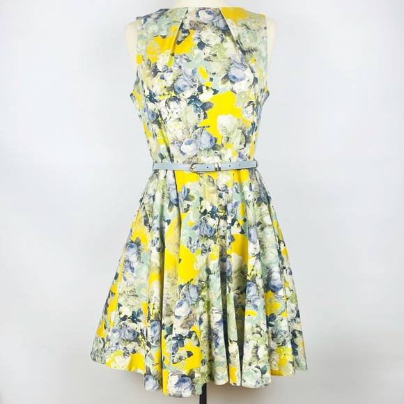 Modcloth Dresses & Skirts - Modcloth Luck Be a Lady Dress in Saffron Florals